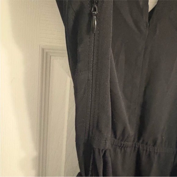 Abercrombie & Fitch Black V-Neck Jumpsuit | Size Small Tall - Picture 5 of 6